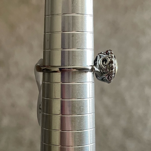 💛 2/$20 💛 Fragrant Jewels ring. Sz 7 - Picture 2 of 3